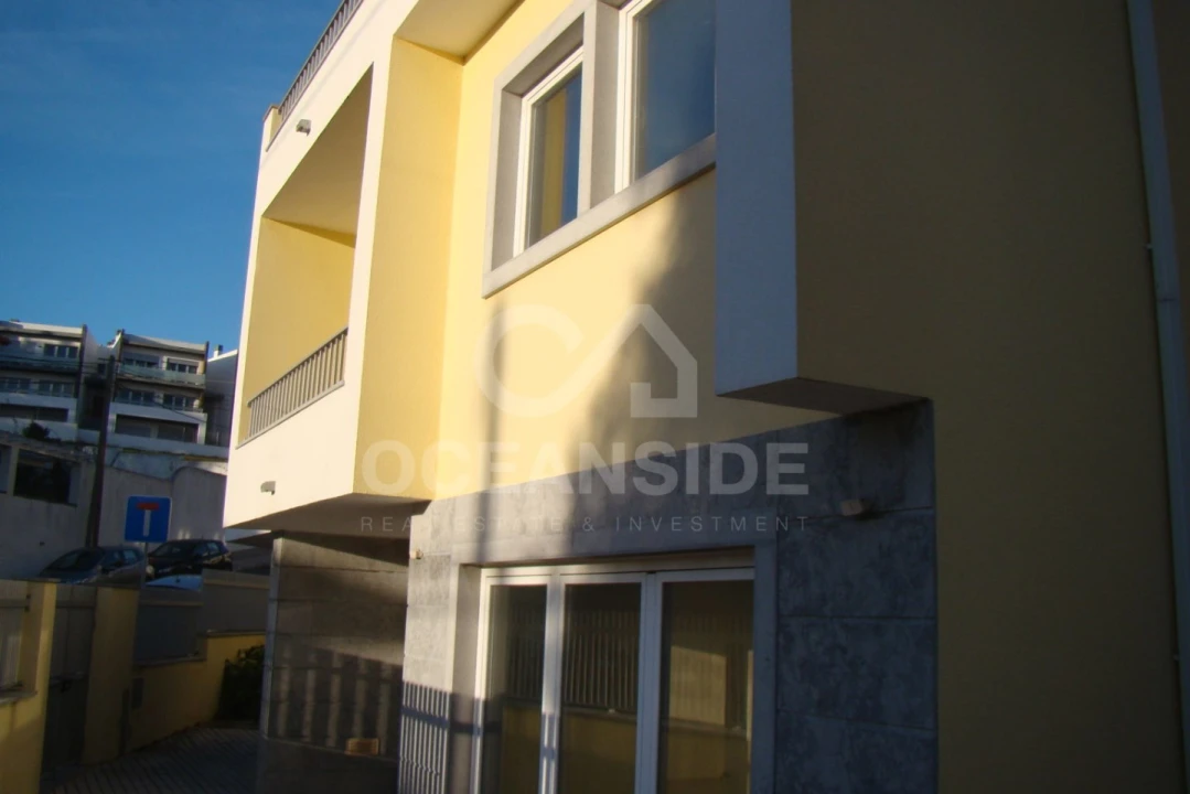 Moradia T11 para Venda em Carcavelos e Parede Foto 10