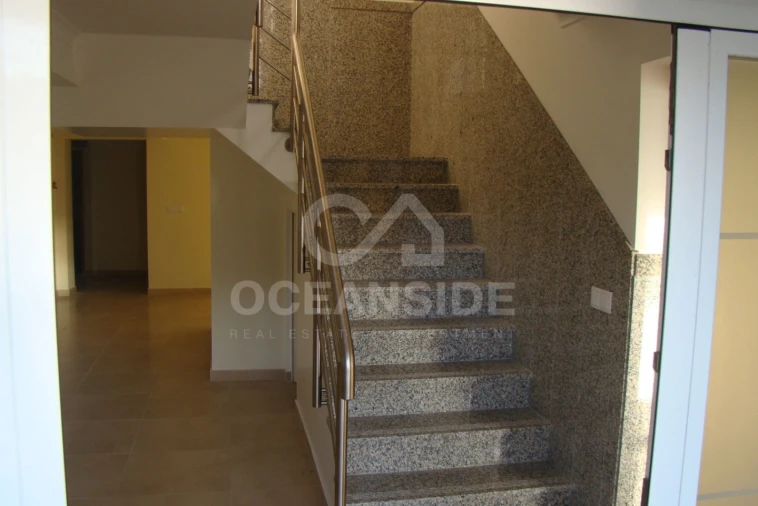 Moradia T11 para Venda em Carcavelos e Parede Foto 5