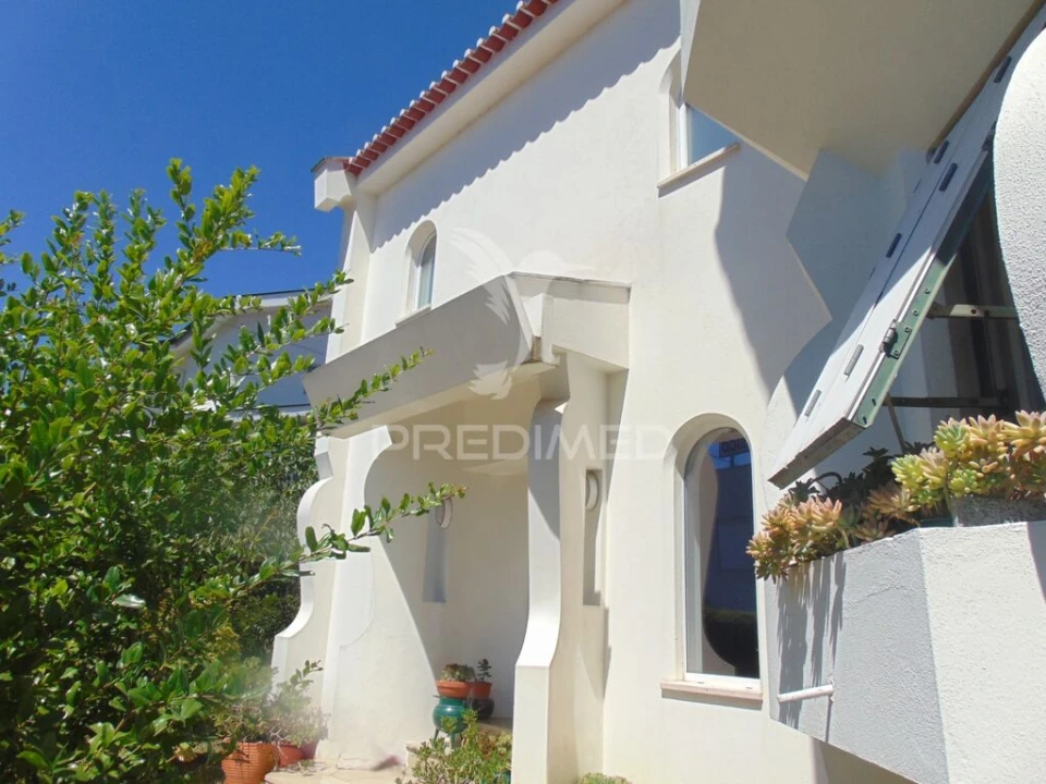 Moradia T8 para Venda em Lordelo Foto 4