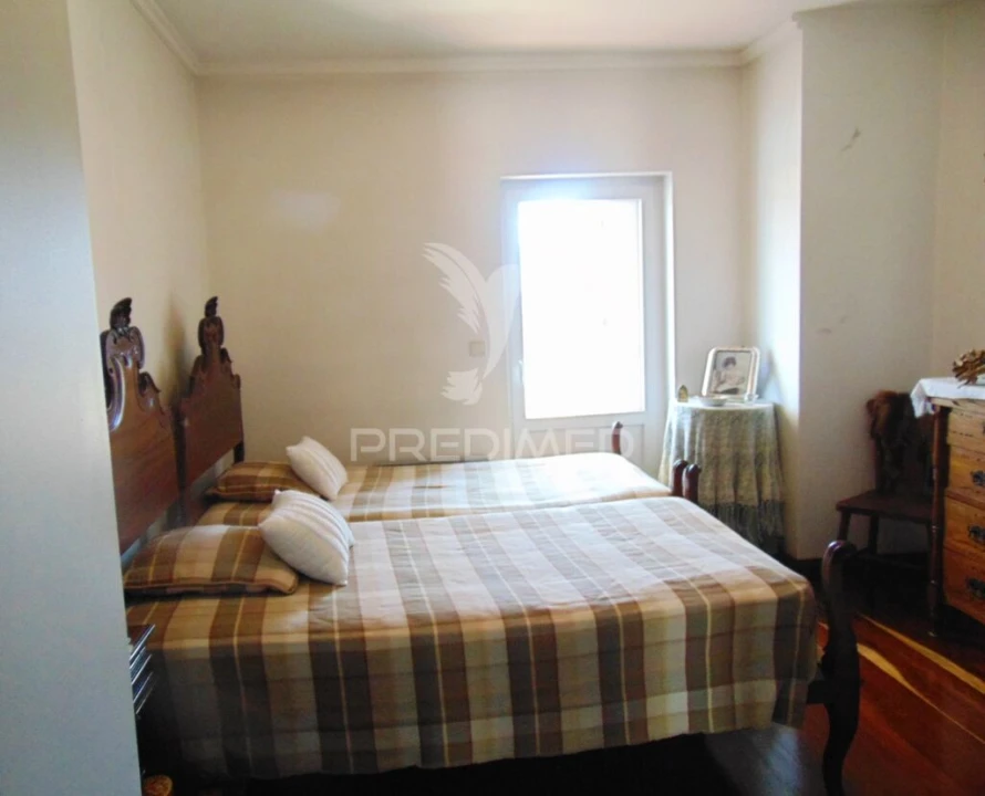 Moradia T8 para Venda em Lordelo Foto 19