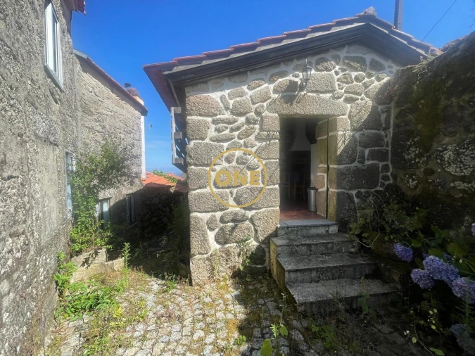 Moradia T4 para Venda em Caparrosa e Silvares Foto 17