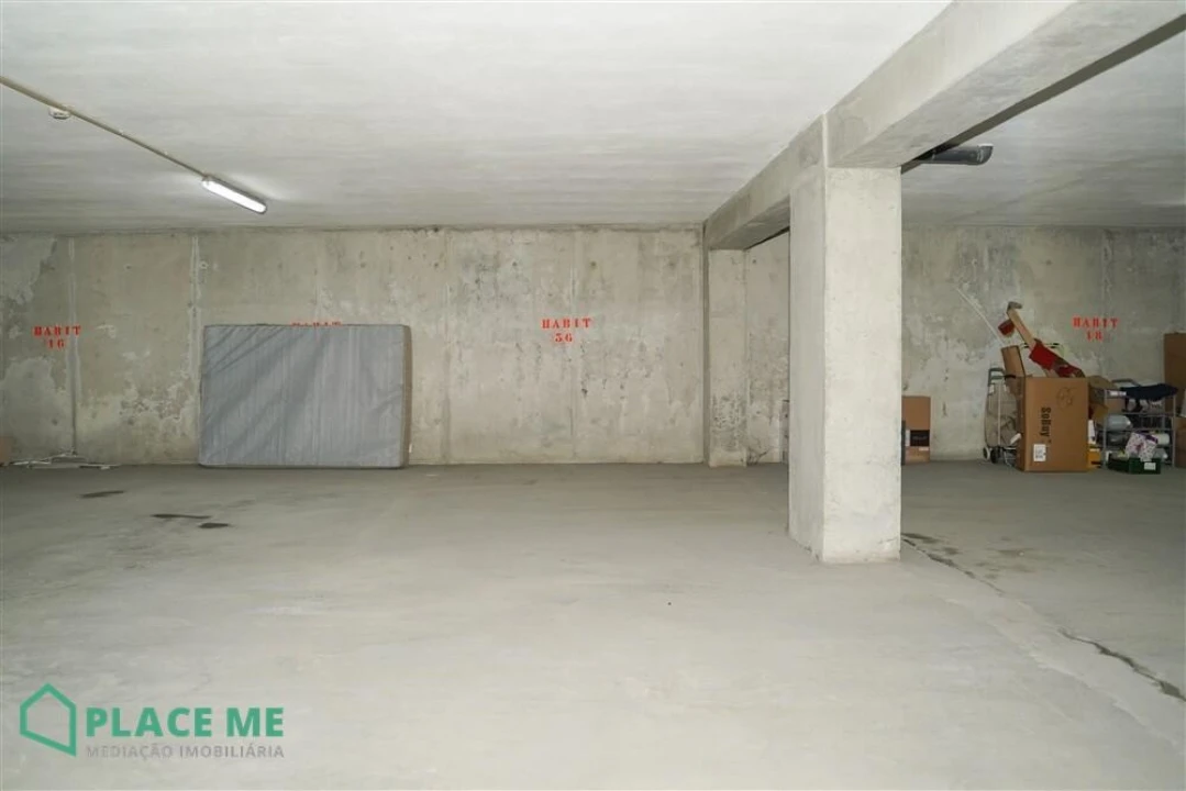 Apartamento T2 para Arrendamento em Gualtar Foto 41