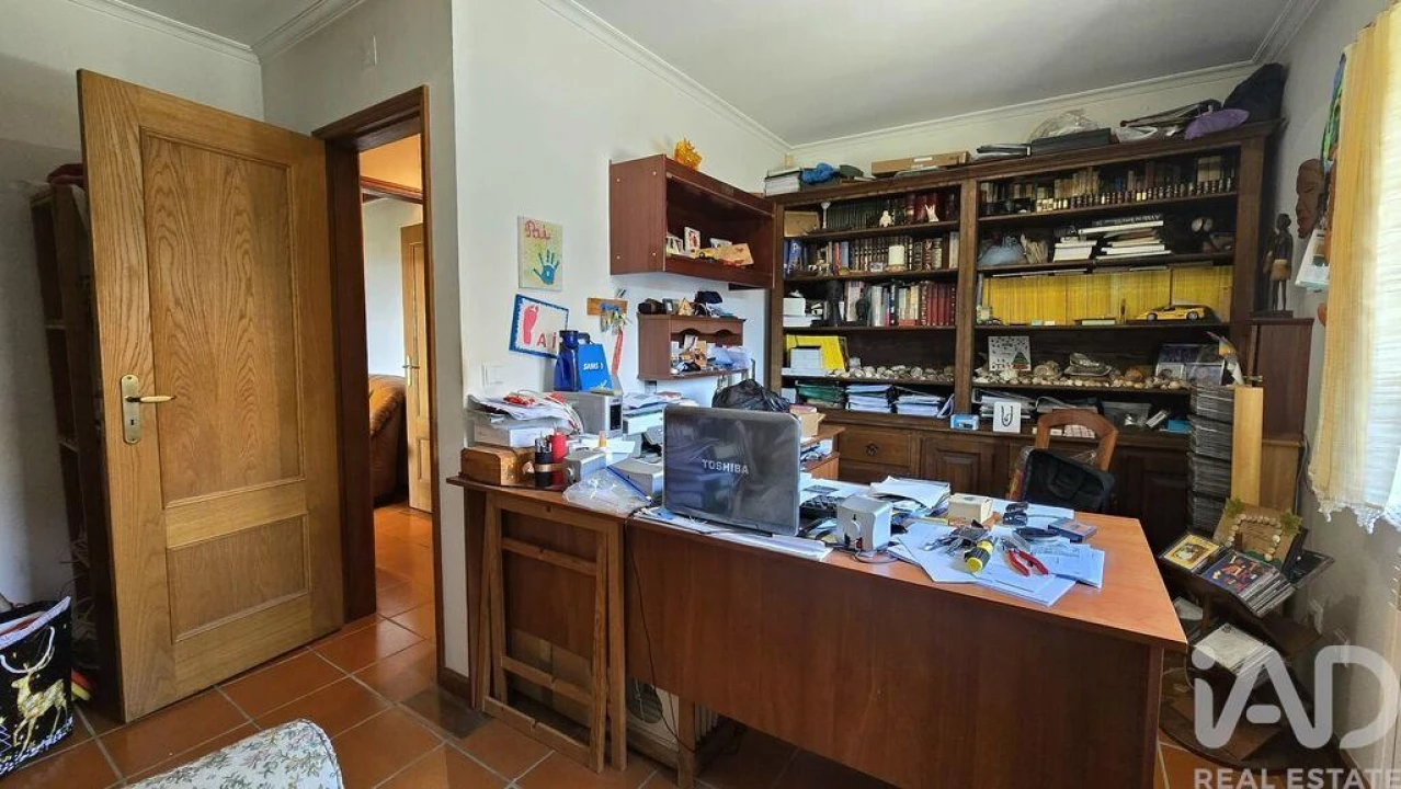 Moradia T4 para Venda em Ervedal e Vila Franca da Beira Foto 21