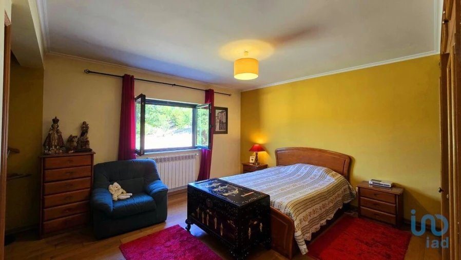 Moradia T4 para Venda em Ervedal e Vila Franca da Beira Foto 8