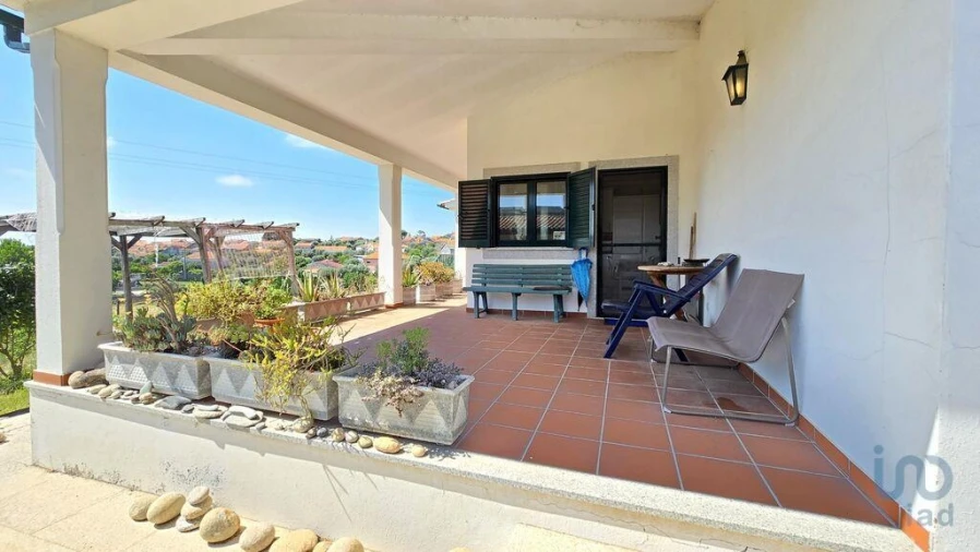 Moradia T4 para Venda em Ervedal e Vila Franca da Beira Foto 4