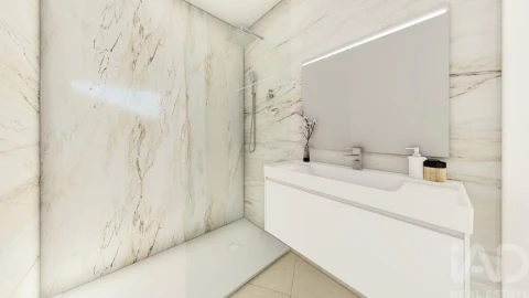 Moradia T4 para Venda em Luz