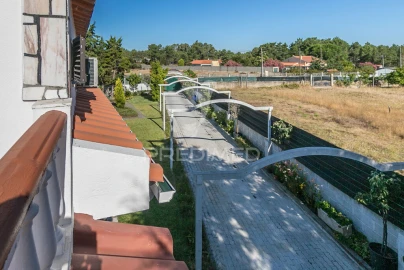 Moradia T9 para Venda em Fernao Ferro