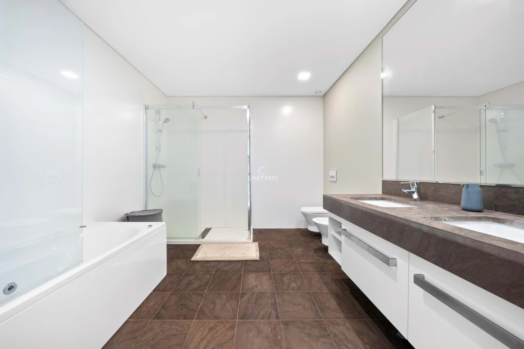 Apartamento T3 para Venda em São Martinho Foto 4