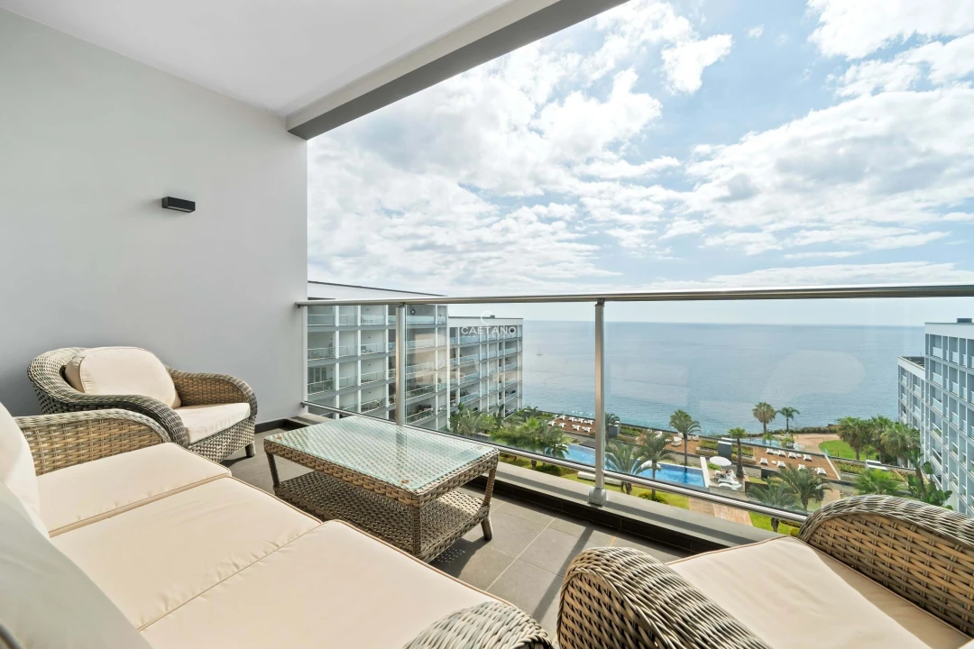 Apartamento T3 para Venda em São Martinho Foto 1
