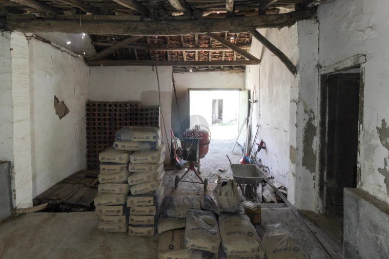 Moradia T2 para Venda em Moçarria Foto 5