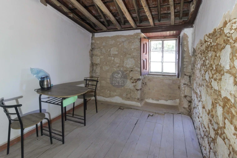 Moradia T2 para Venda em Moçarria Foto 1