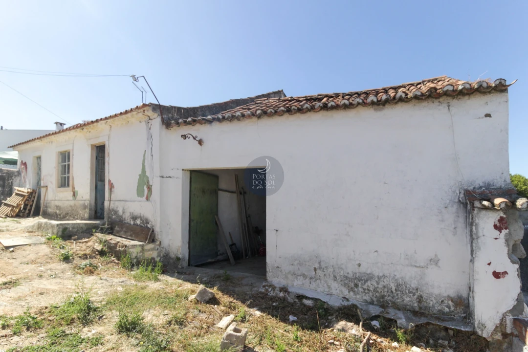 Moradia T2 para Venda em Moçarria Foto 12