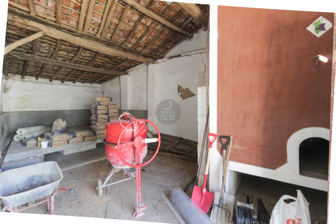 Moradia T2 para Venda em Moçarria Foto 7