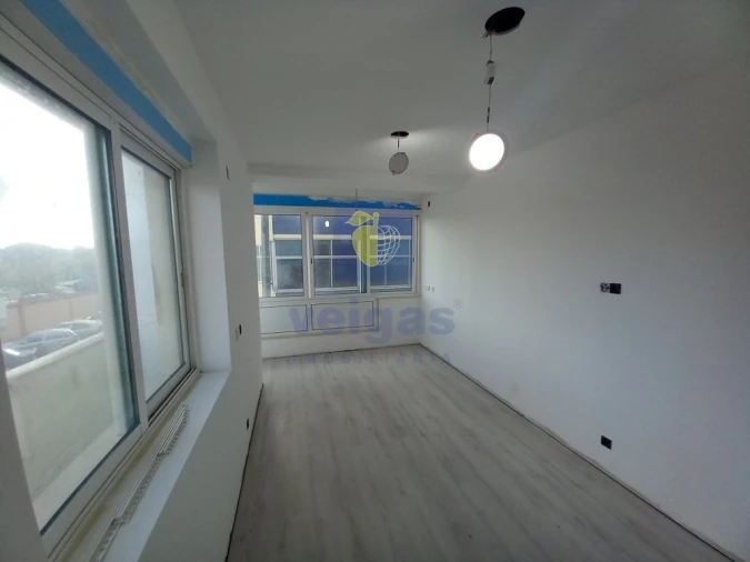 Apartamento T4 para Venda em Laranjeiro e Feijó Foto 29
