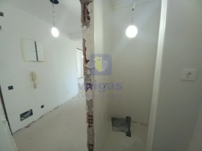 Apartamento T4 para Venda em Laranjeiro e Feijó Foto 19