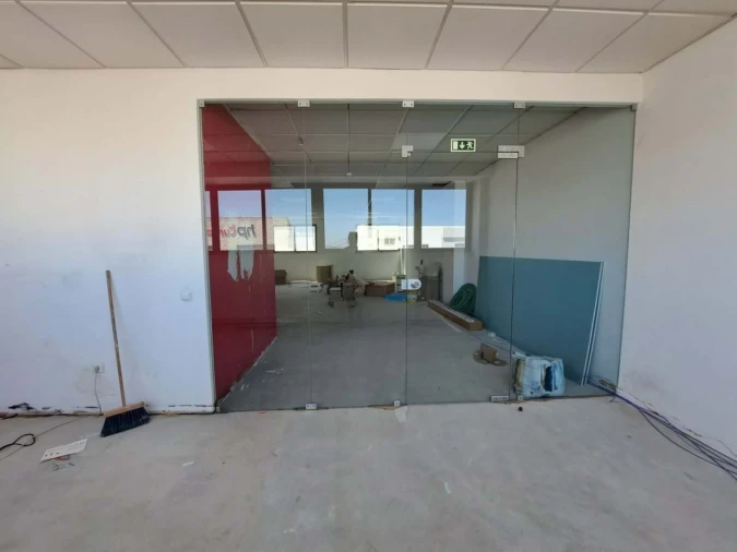 Armazém para Venda em Corroios Foto 11