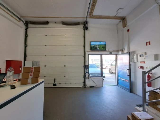 Armazém para Venda em Corroios Foto 14