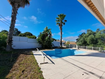 Moradia T5 para Venda em Sesimbra (Castelo)