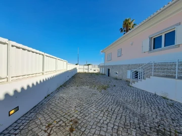 Moradia T5 para Venda em Sesimbra (Castelo)