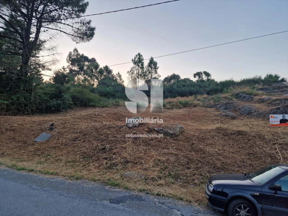 Terreno para Venda em Rebordosa Foto 6