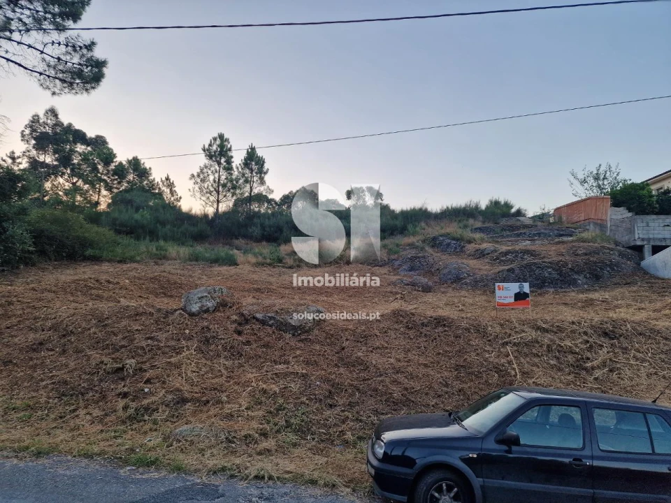 Terreno para Venda em Rebordosa Foto 13