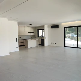Moradia T3 para Venda em Alvorninha