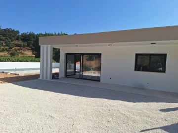 Moradia T3 para Venda em Alvorninha