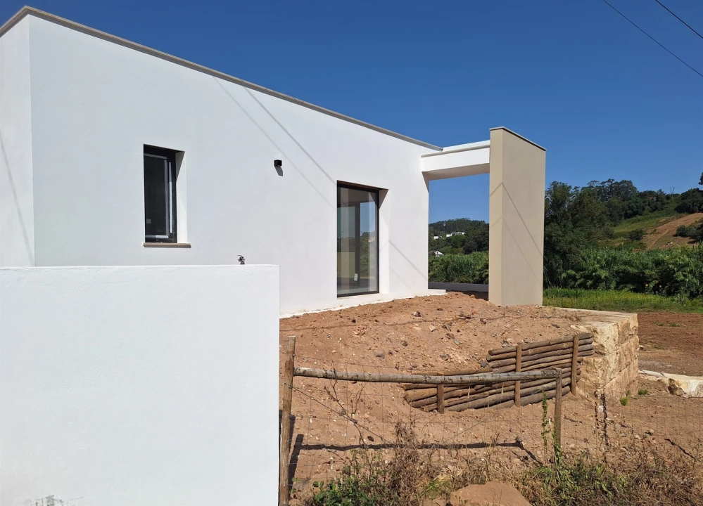 Moradia T3 para Venda em Alvorninha Foto 14