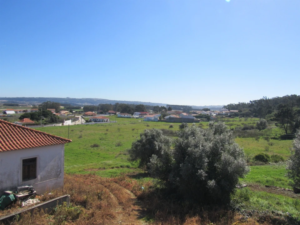 Moradia T6 para Venda em Olho Marinho Foto 6