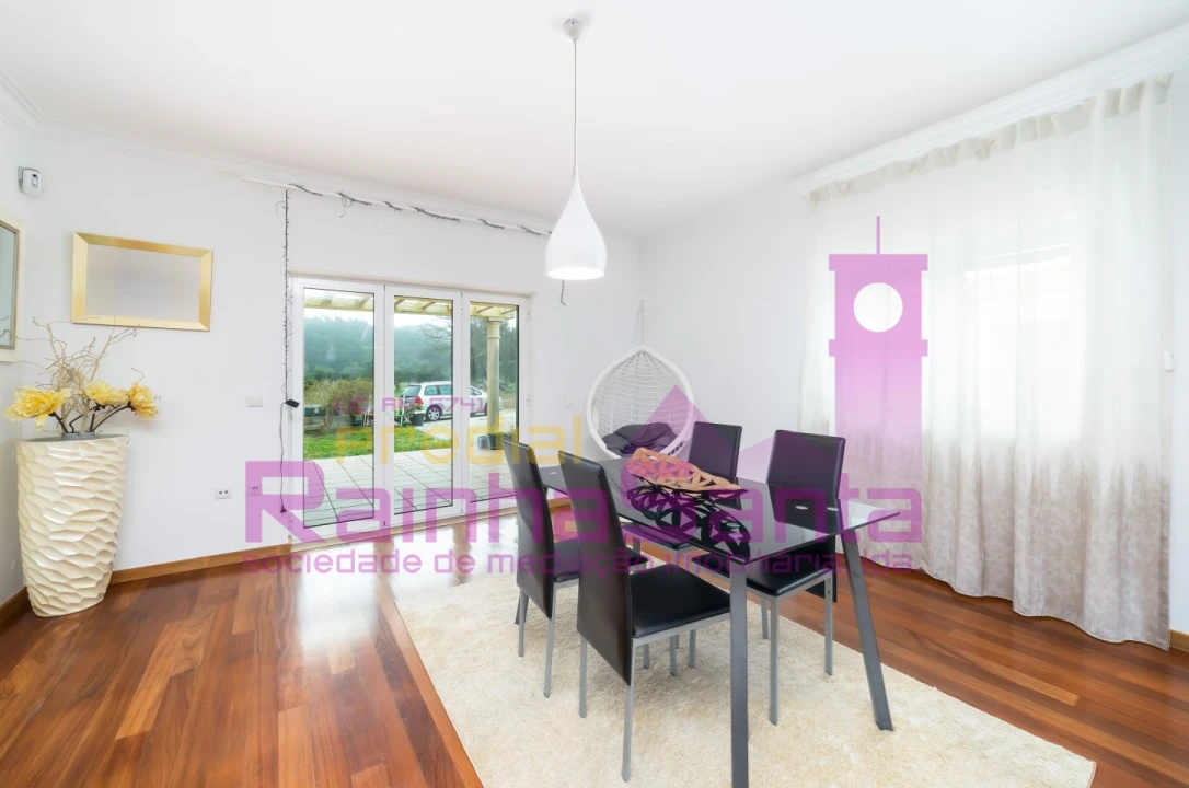 Moradia T3 para Venda em Gandaras Foto 9