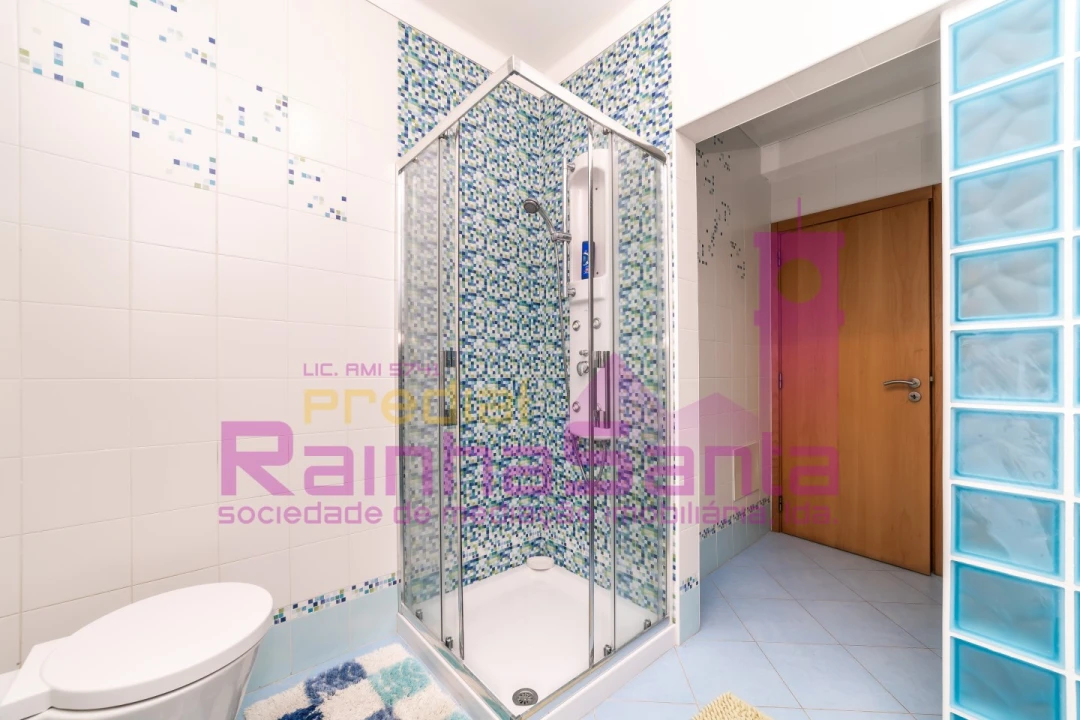 Moradia T3 para Venda em Gandaras Foto 21