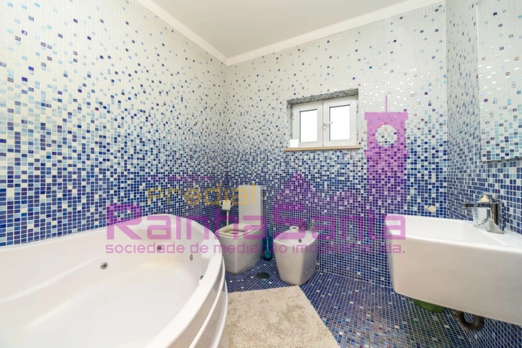 Moradia T3 para Venda em Gandaras Foto 22