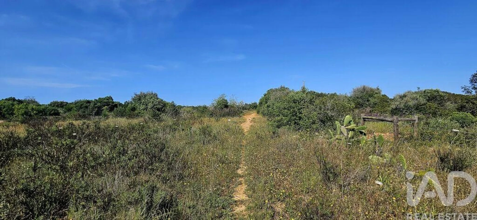 Terreno para Venda em Bensafrim e Barão de São João Foto 27