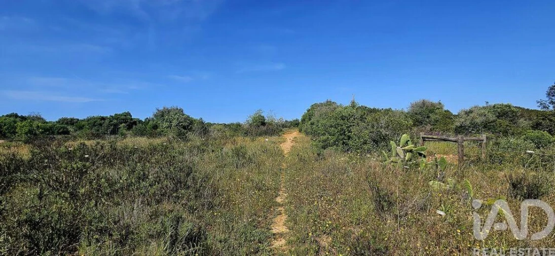Terreno para Venda em Bensafrim e Barão de São João Foto 27