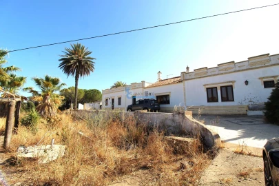 Moradia T4 para Venda em Silves