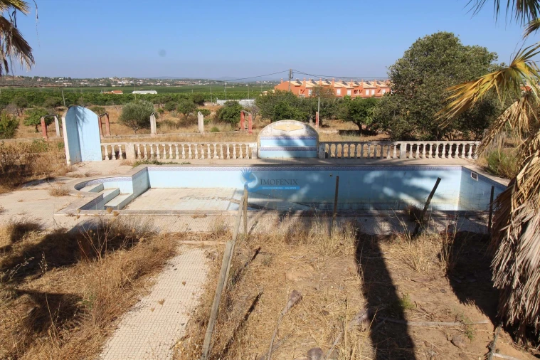 Moradia T4 para Venda em Silves Foto 4