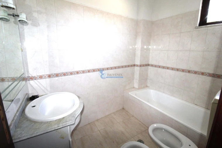 Moradia T4 para Venda em Silves Foto 44