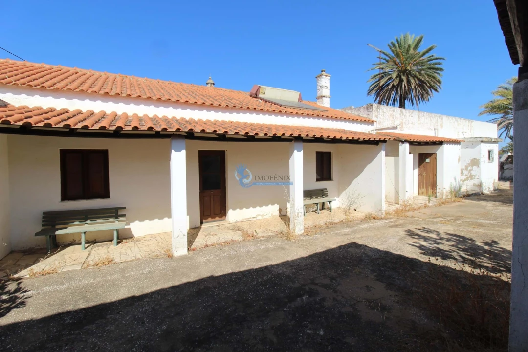 Moradia T4 para Venda em Silves Foto 3