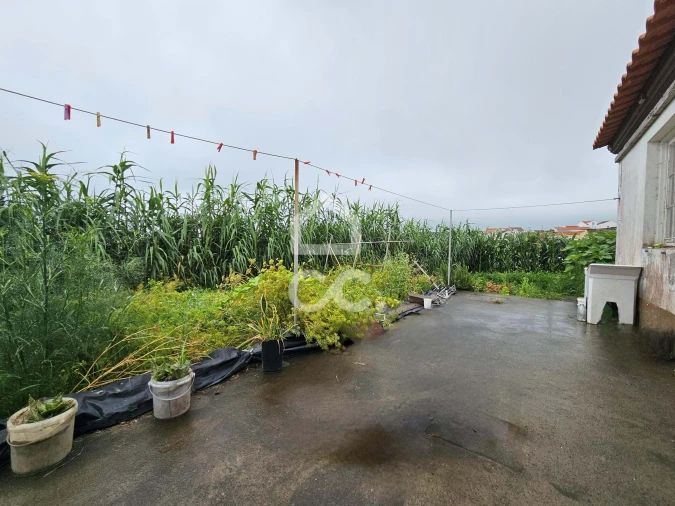 Moradia T3 para Venda em Fenais da Ajuda Foto 20