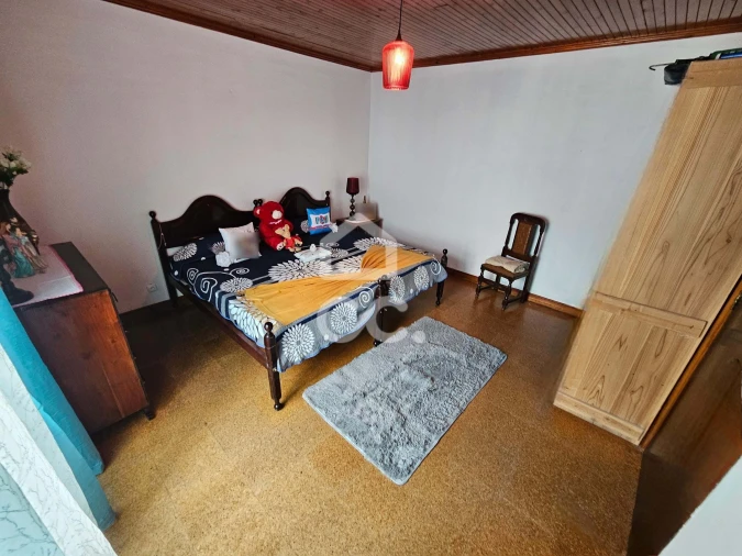 Moradia T3 para Venda em Fenais da Ajuda Foto 5