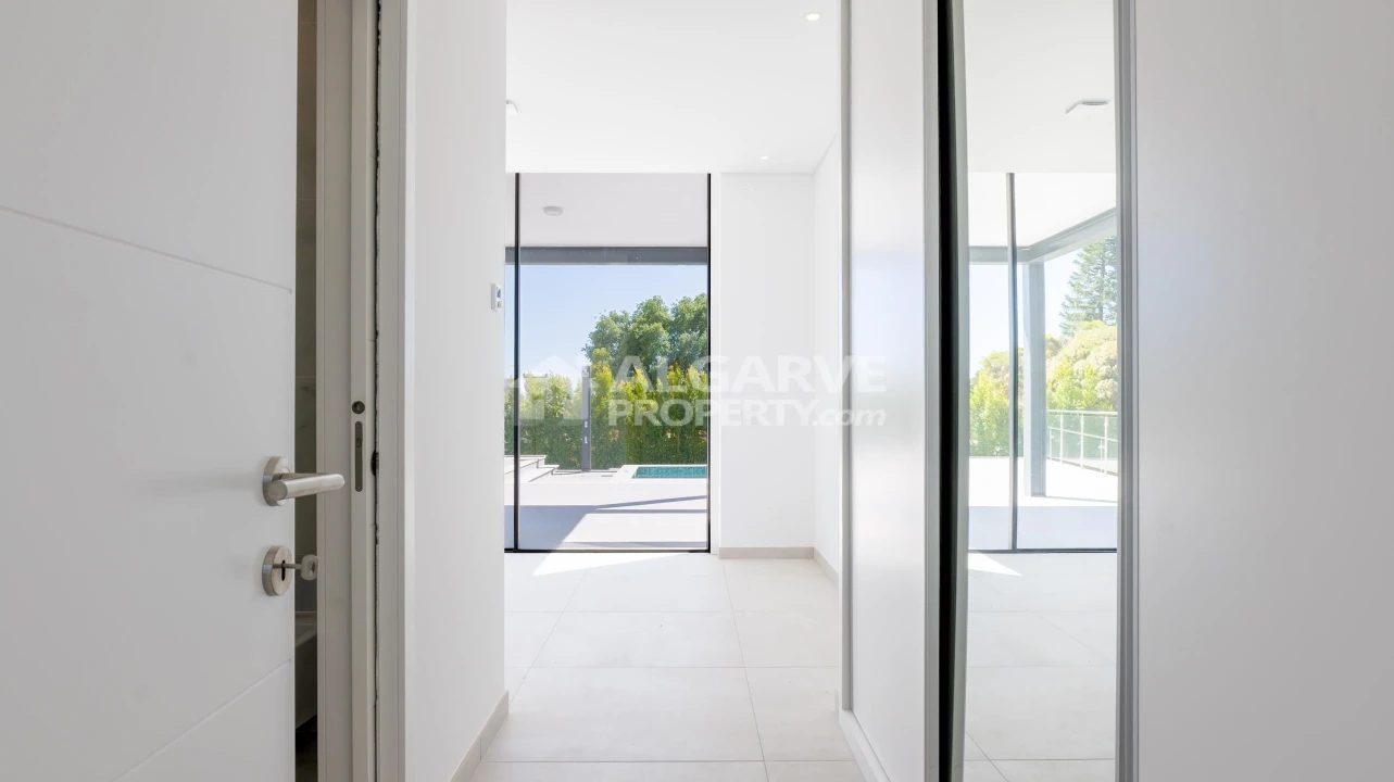 Moradia T4 para Venda em Albufeira e Olhos de Água Foto 16
