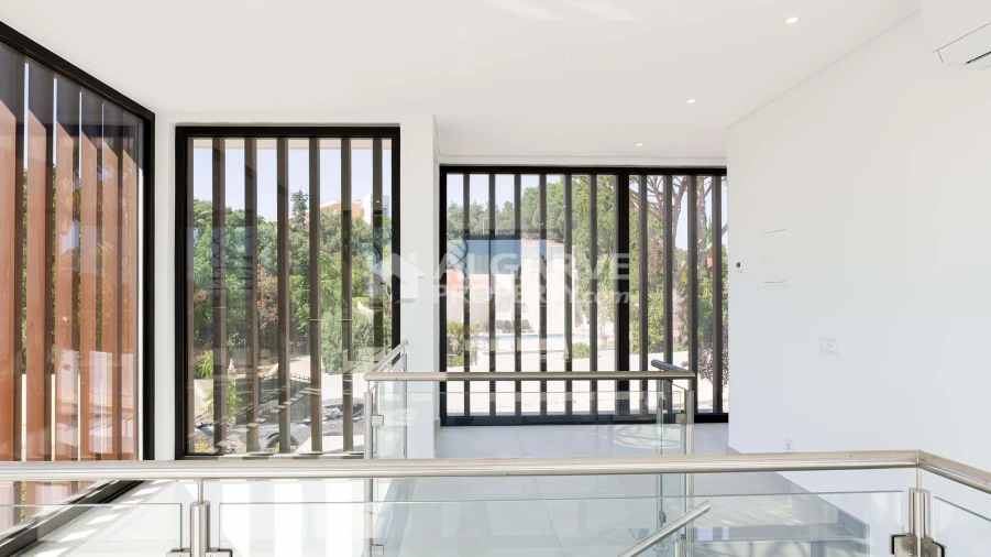 Moradia T4 para Venda em Albufeira e Olhos de Água Foto 24