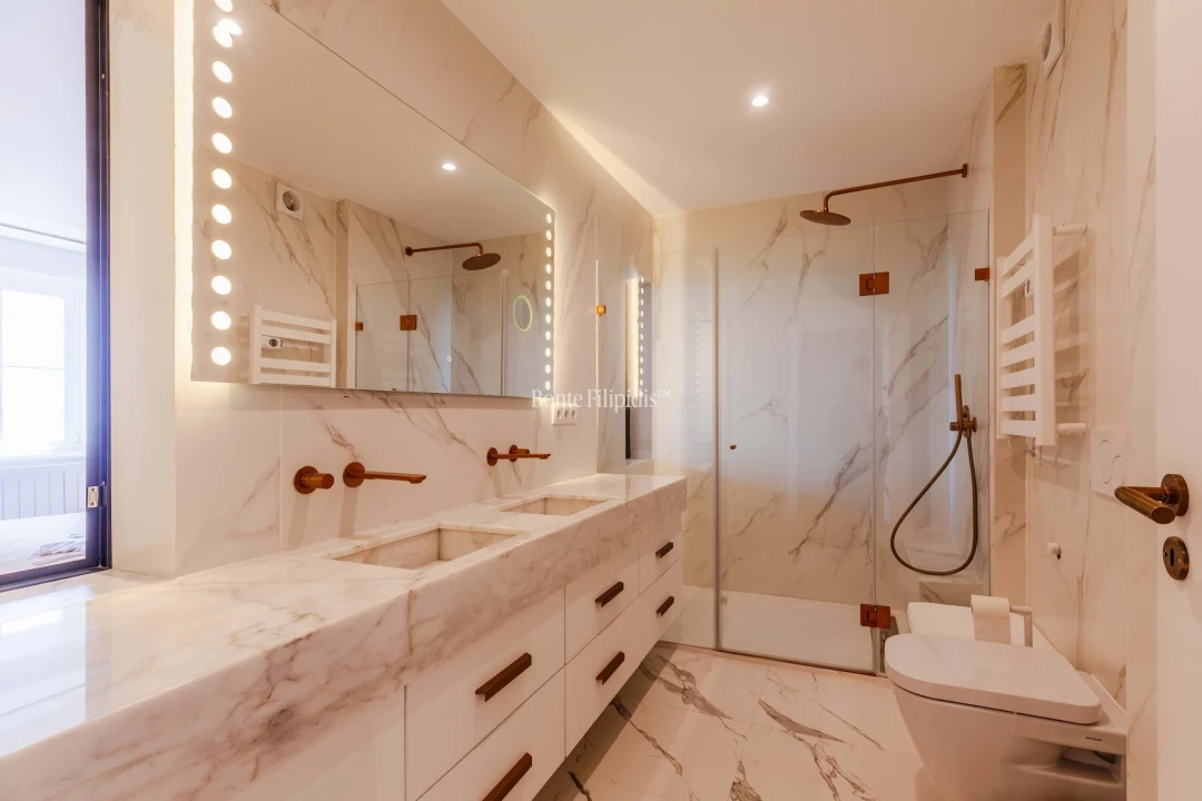 Apartamento T4 para Venda em Misericórdia Foto 32