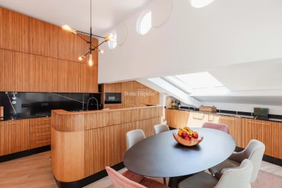 Apartamento T4 para Venda em Misericórdia