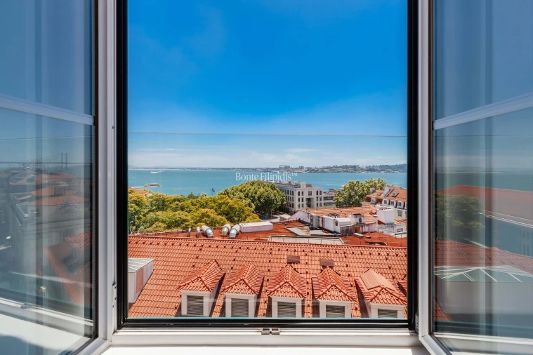 Apartamento T4 para Venda em Misericórdia Foto 29