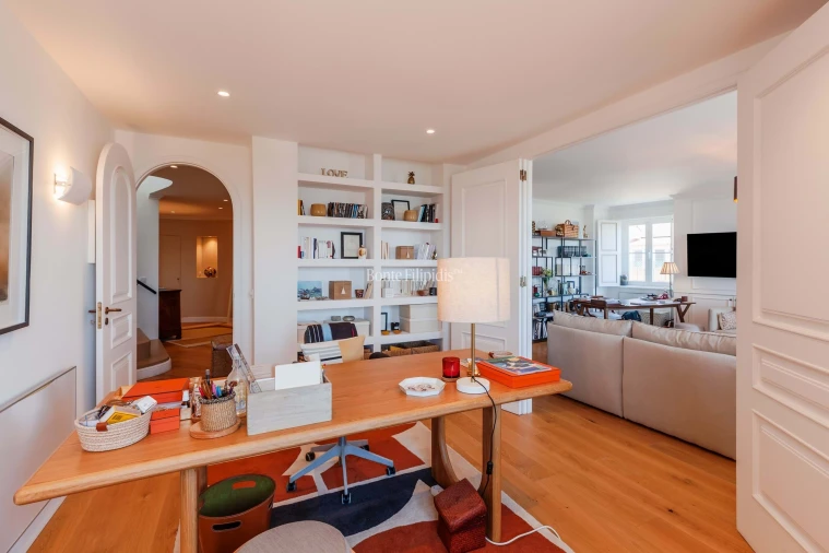 Apartamento T4 para Venda em Misericórdia Foto 6