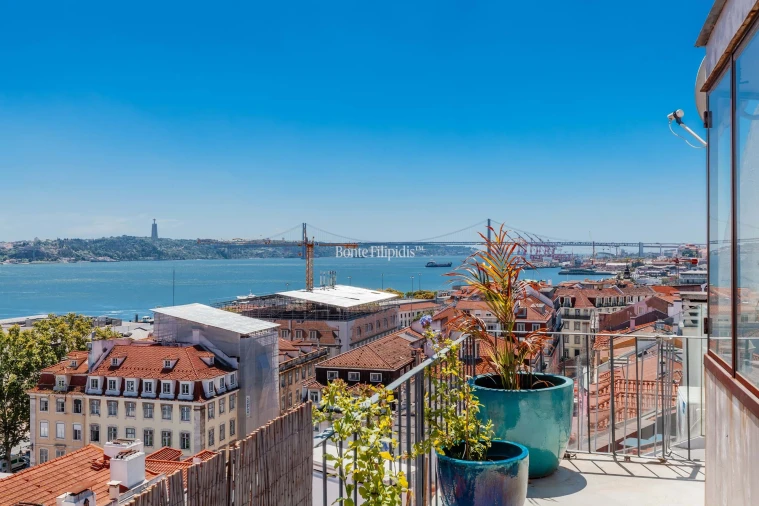 Apartamento T4 para Venda em Misericórdia Foto 47