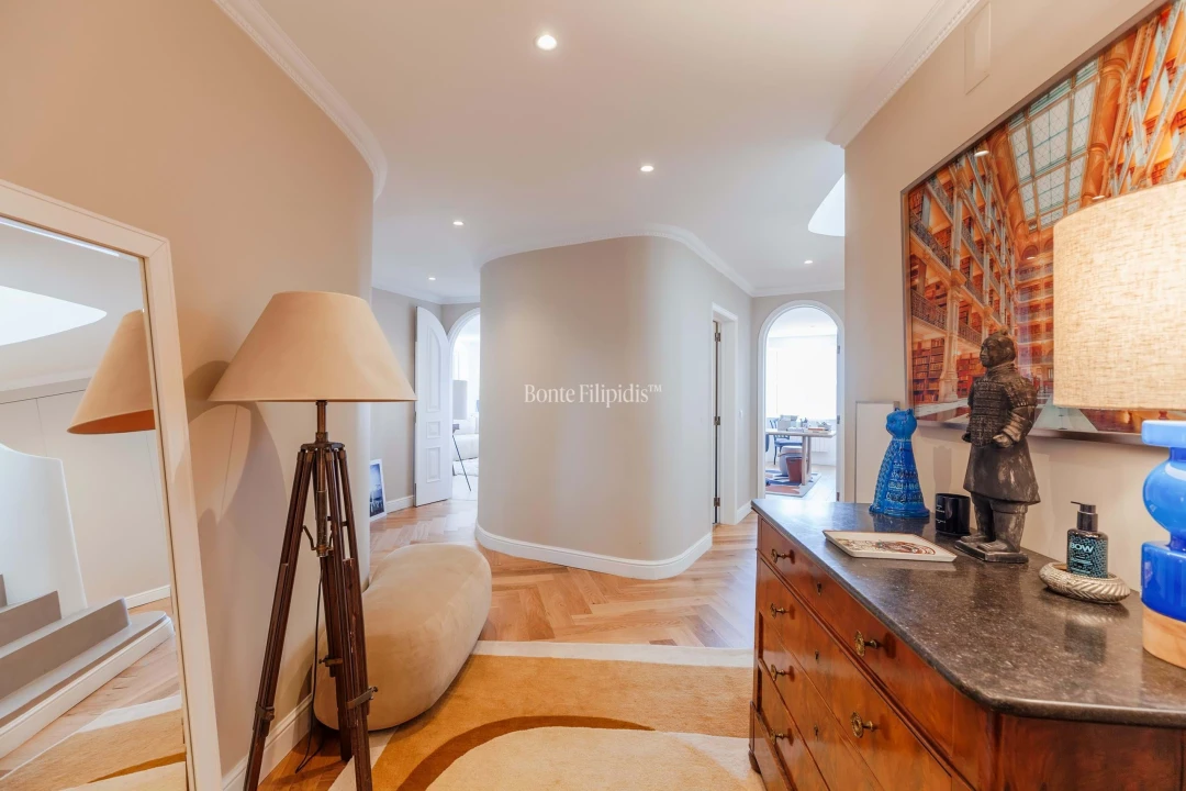 Apartamento T4 para Venda em Misericórdia Foto 3