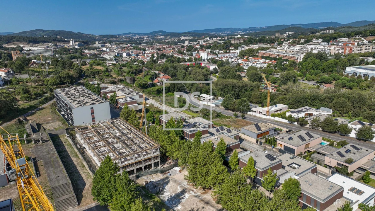 Moradia T3 para Venda em Costa Foto 6