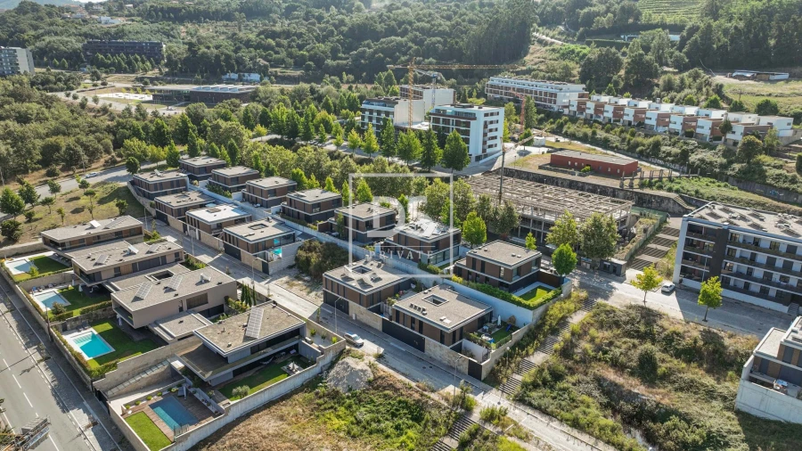 Moradia T3 para Venda em Costa Foto 7